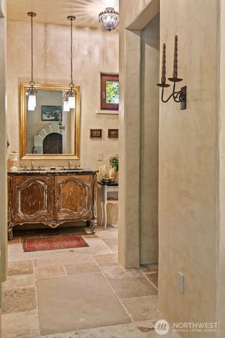 11008 N Deer Drive, Woodway, WA 98020