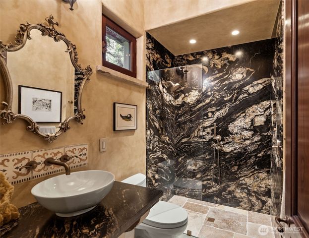 11008 N Deer Drive, Woodway, WA 98020