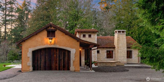 11008 N Deer Drive, Woodway, WA 98020