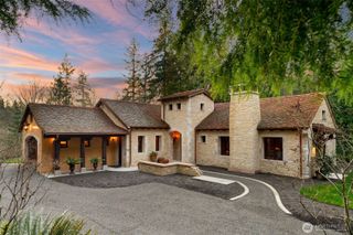 11008 N Deer Drive, Woodway, WA 98020