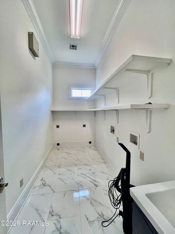 204 Ravine Run Drive, Lafayette, LA 70506
