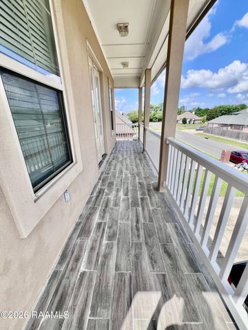 204 Ravine Run Drive, Lafayette, LA 70506