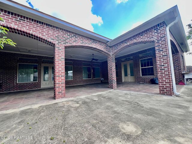 204 Ravine Run Drive, Lafayette, LA 70506