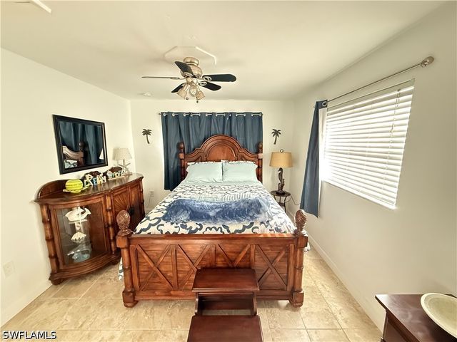 1781 Smugglers CV A, Naples, FL 34112