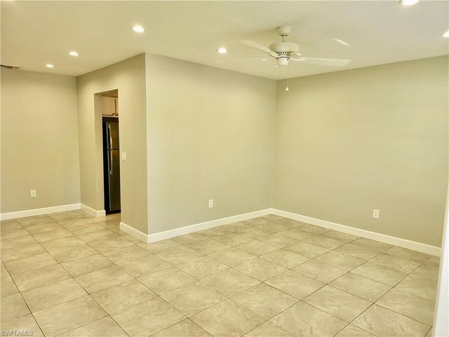 4184 Pine Drop LN, North Fort Myers, FL 33917