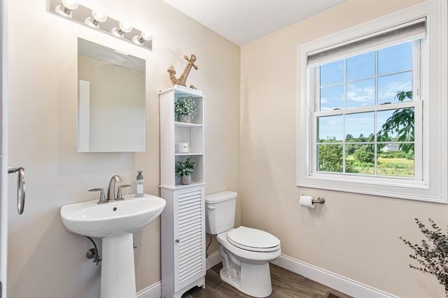 18 Blue Grass Circle, Taunton, MA 02780