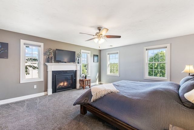 18 Blue Grass Circle, Taunton, MA 02780