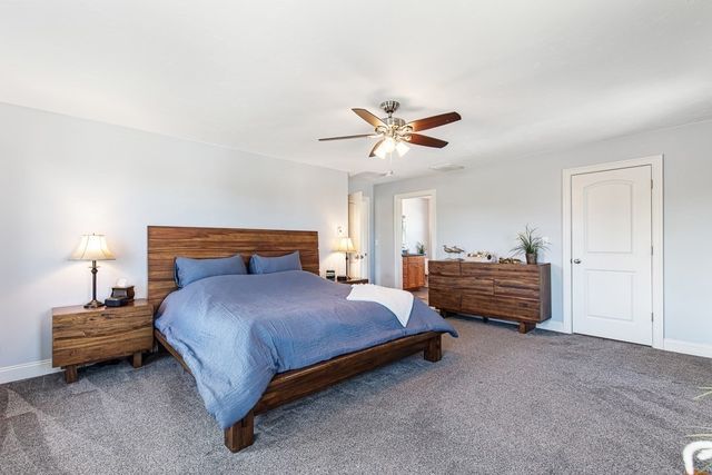 18 Blue Grass Circle, Taunton, MA 02780