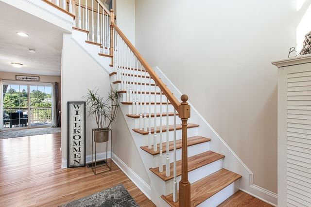 18 Blue Grass Circle, Taunton, MA 02780