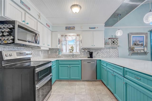 399 DIVISION STREET, Clermont, FL 34711