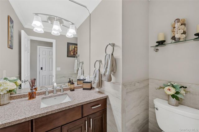 8 Paddock Drive, Fort Salonga, NY 11768