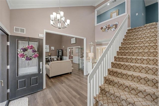 8 Paddock Drive, Fort Salonga, NY 11768