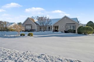 8 Paddock Drive, Fort Salonga, NY 11768