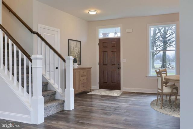 7393 YELLOW CHURCH RD, Seven Valleys, PA 17360