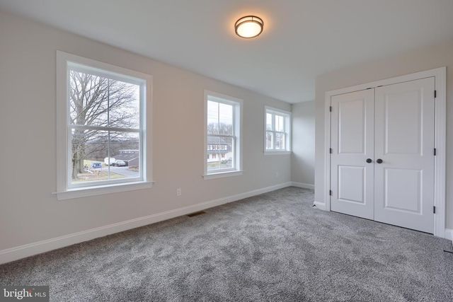 7393 YELLOW CHURCH RD, Seven Valleys, PA 17360