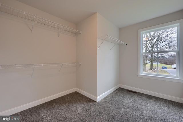 7393 YELLOW CHURCH RD, Seven Valleys, PA 17360