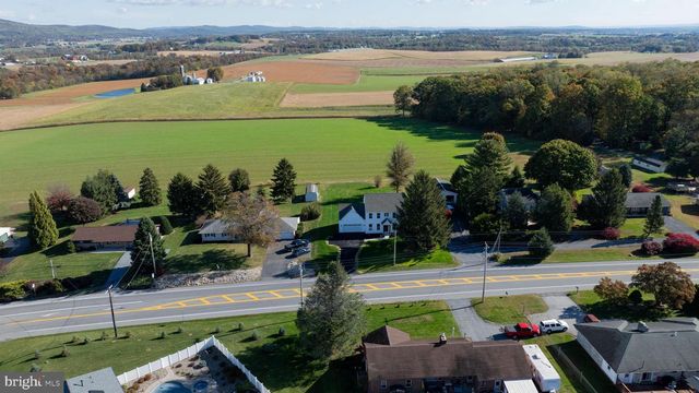 7393 YELLOW CHURCH RD, Seven Valleys, PA 17360