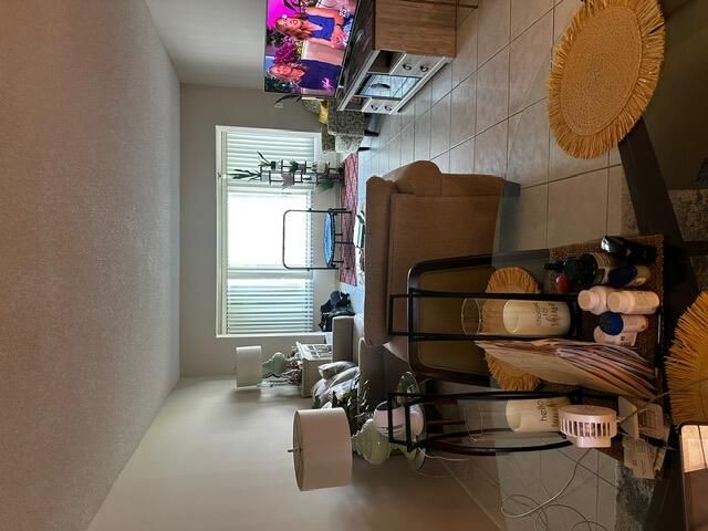 3186 Via Poinciana 306, Greenacres, FL 33467