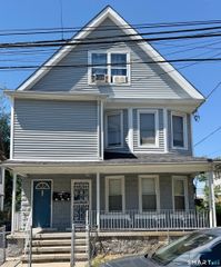 215 Read Street 2nd fl, Bridgeport, CT 06607