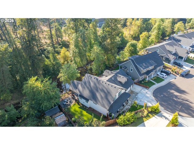 1160 BEDLINGTON Ter, Silverton, OR 97381