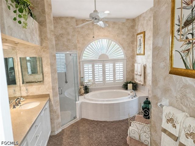 14820 Lake Olive DR, Fort Myers, FL 33919