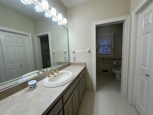 3608 Legacy Dr, Springfield, TN 37172