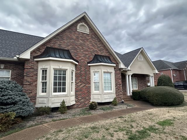 3608 Legacy Dr, Springfield, TN 37172