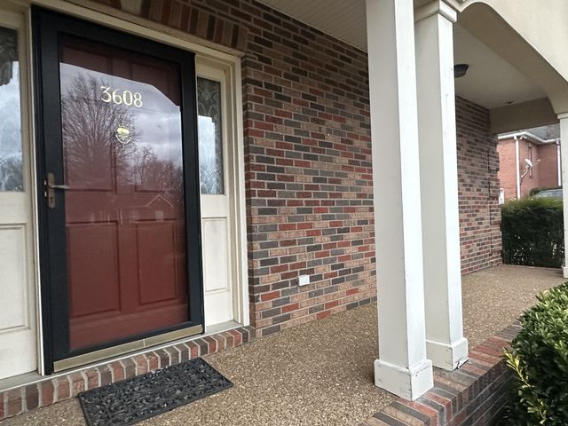 3608 Legacy Dr, Springfield, TN 37172