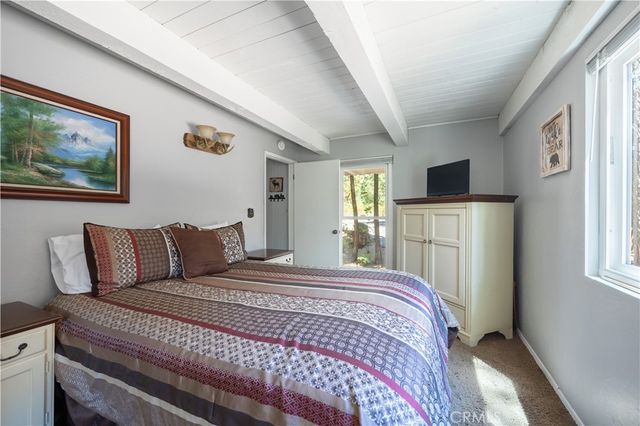 41747 Comstock Lane, Big Bear Lake, CA 92315