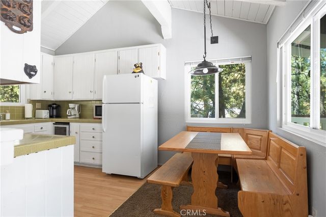 41747 Comstock Lane, Big Bear Lake, CA 92315