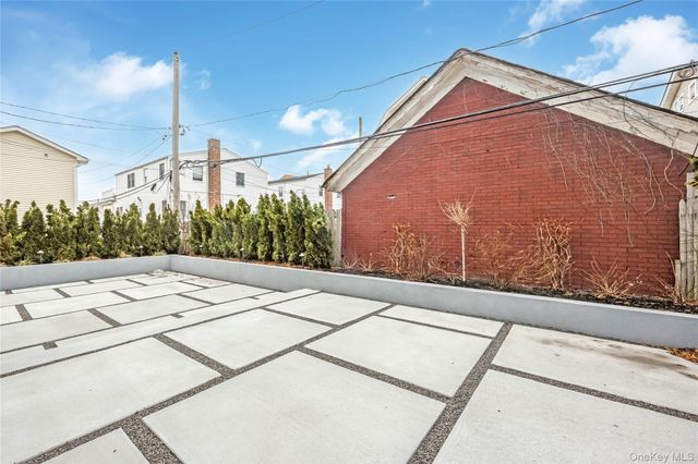 714-716 W Beech Main, Long Beach, NY 11561