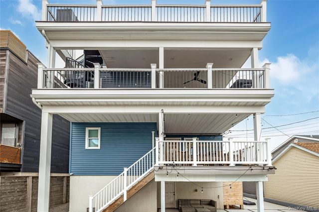 714-716 W Beech Main, Long Beach, NY 11561