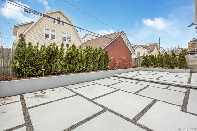 714-716 W Beech Main, Long Beach, NY 11561