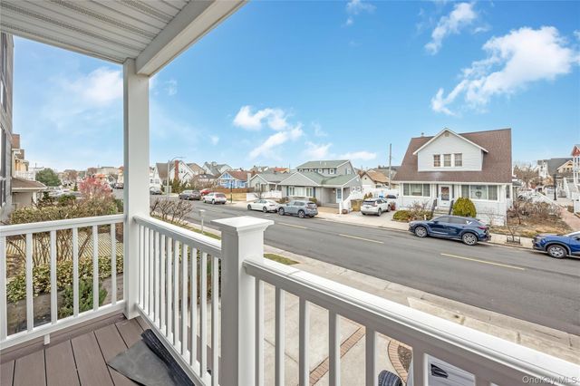 714-716 W Beech Main, Long Beach, NY 11561