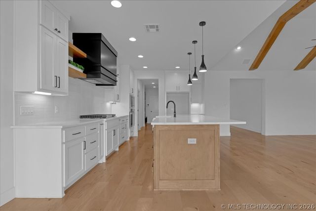 13722 S 20th Place E, Bixby, OK 74008