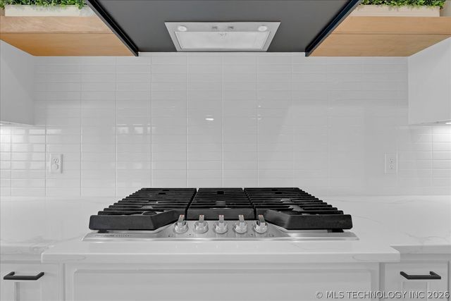 13722 S 20th Place E, Bixby, OK 74008