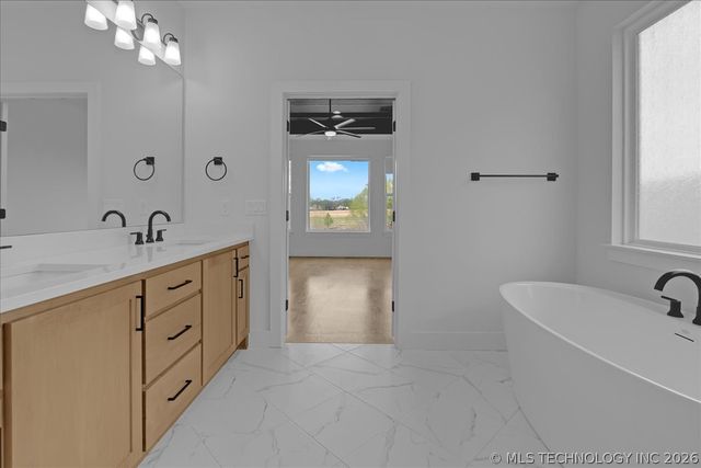 13722 S 20th Place E, Bixby, OK 74008