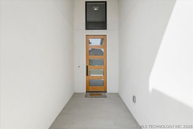 13722 S 20th Place E, Bixby, OK 74008