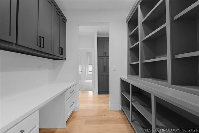 13722 S 20th Place E, Bixby, OK 74008