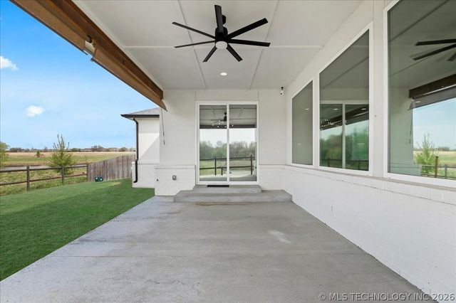 13722 S 20th Place E, Bixby, OK 74008