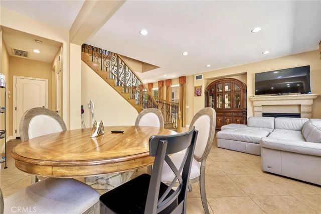 524 S Petunia, La Habra, CA 90631