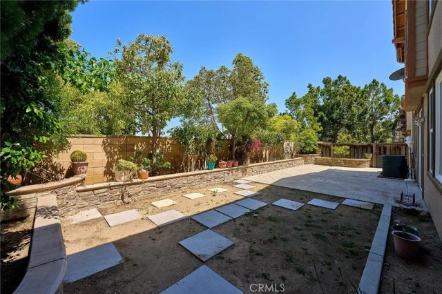 524 S Petunia, La Habra, CA 90631