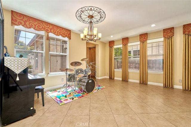 524 S Petunia, La Habra, CA 90631