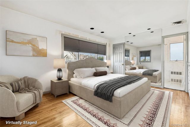 15 Baylis Place, Lynbrook, NY 11563