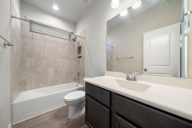 27966 Rocky Heights Drive, Spring, TX 77386
