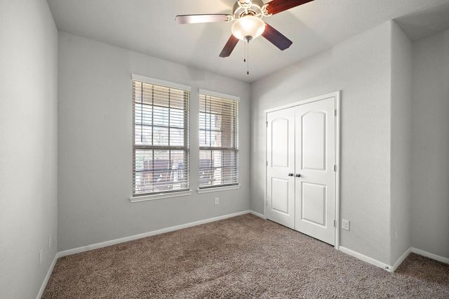 27966 Rocky Heights Drive, Spring, TX 77386
