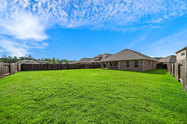 27966 Rocky Heights Drive, Spring, TX 77386