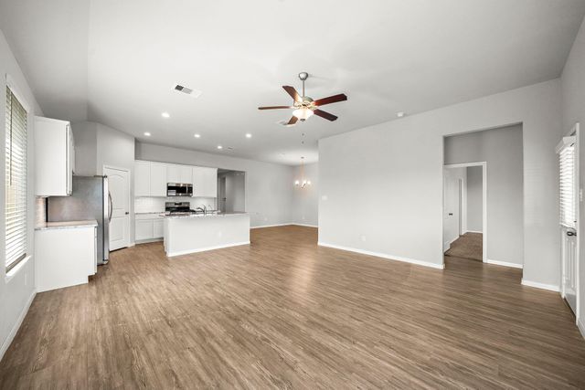 27966 Rocky Heights Drive, Spring, TX 77386