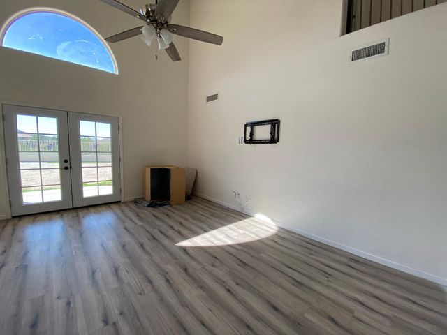 10254 S Hopi Lane, Goodyear, AZ 85338