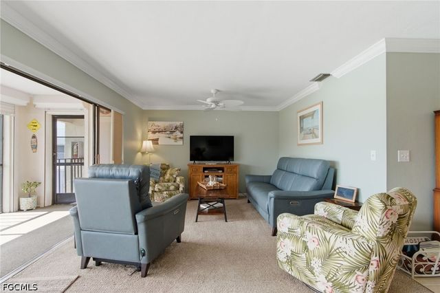 3935 Country Club BLVD 22, Cape Coral, FL 33904